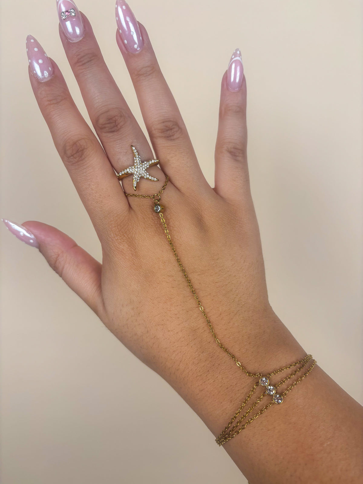 Chaîne de main Solene