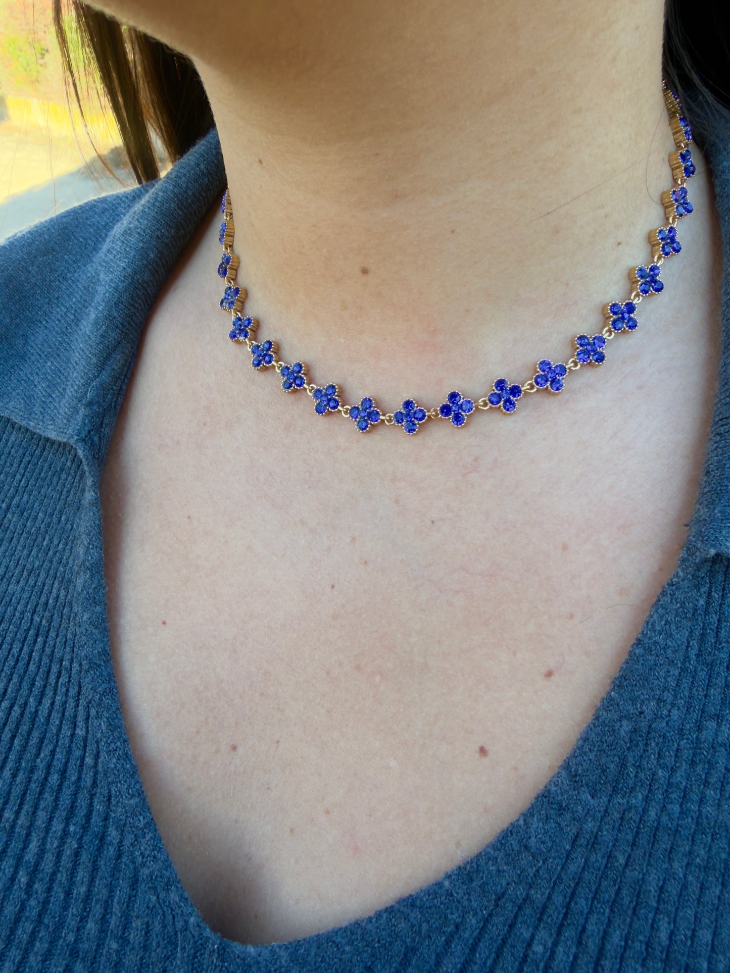 Collier Ambre bleu roi