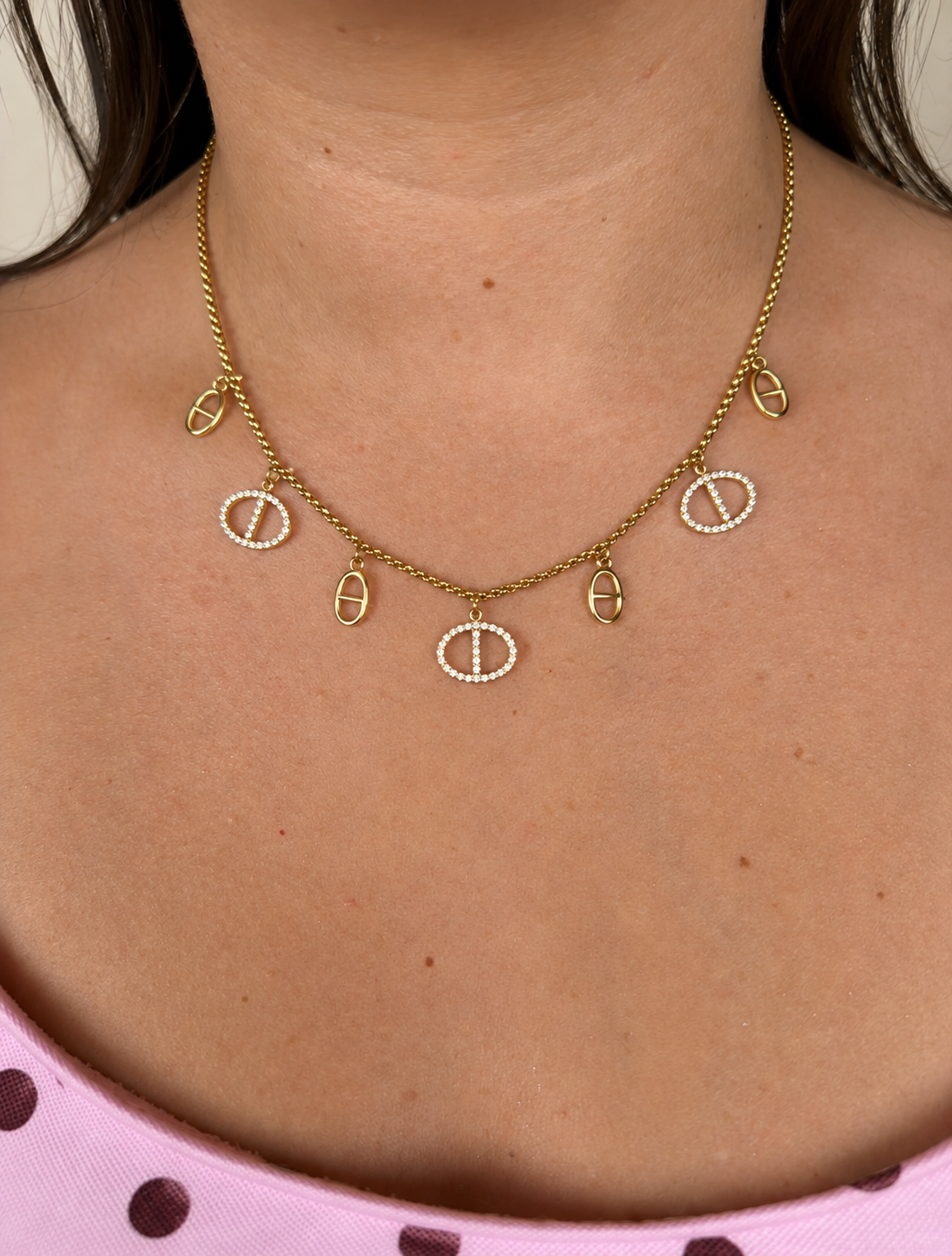 Collier Becca