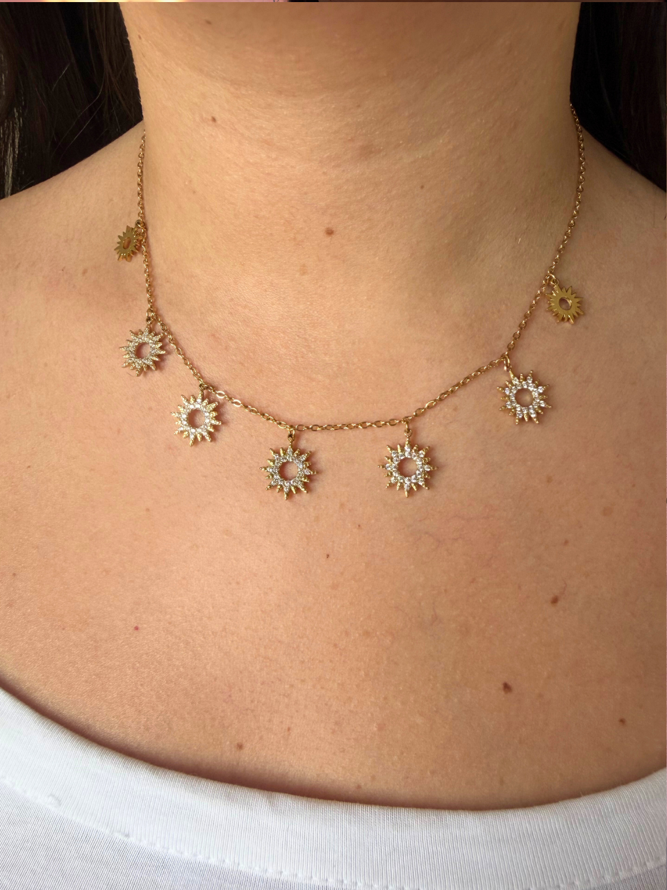 Collier Sina