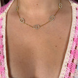 Collier Farah or
