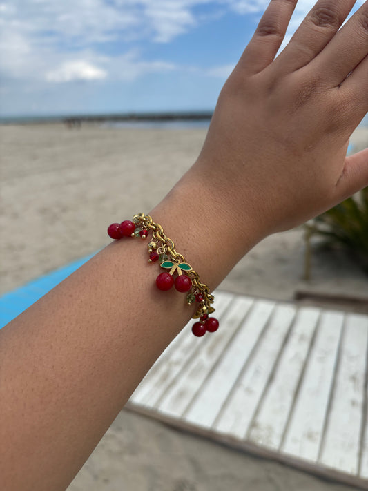 Bracelet very cherry