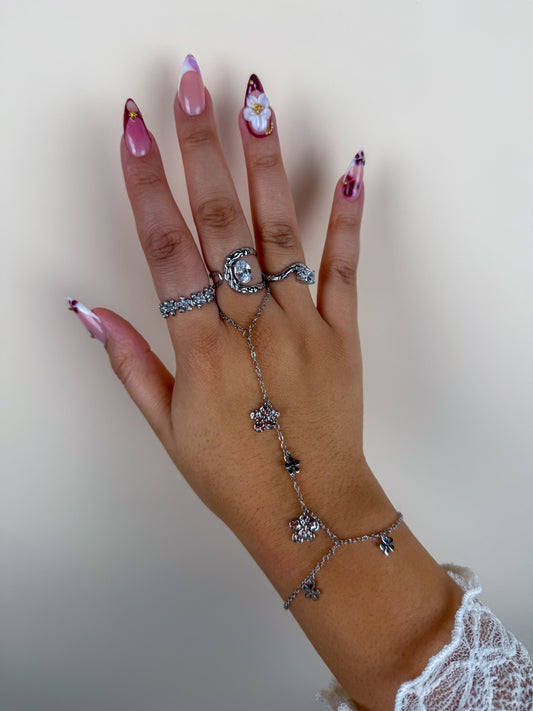 Chaîne de main Sora argent