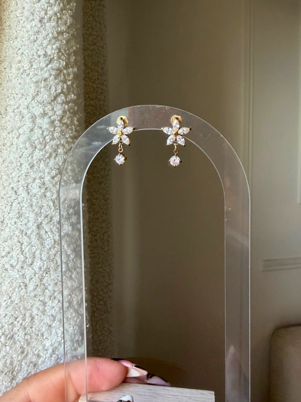 Boucles Theodora or