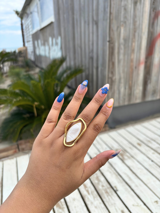 Bague Amazone blanche