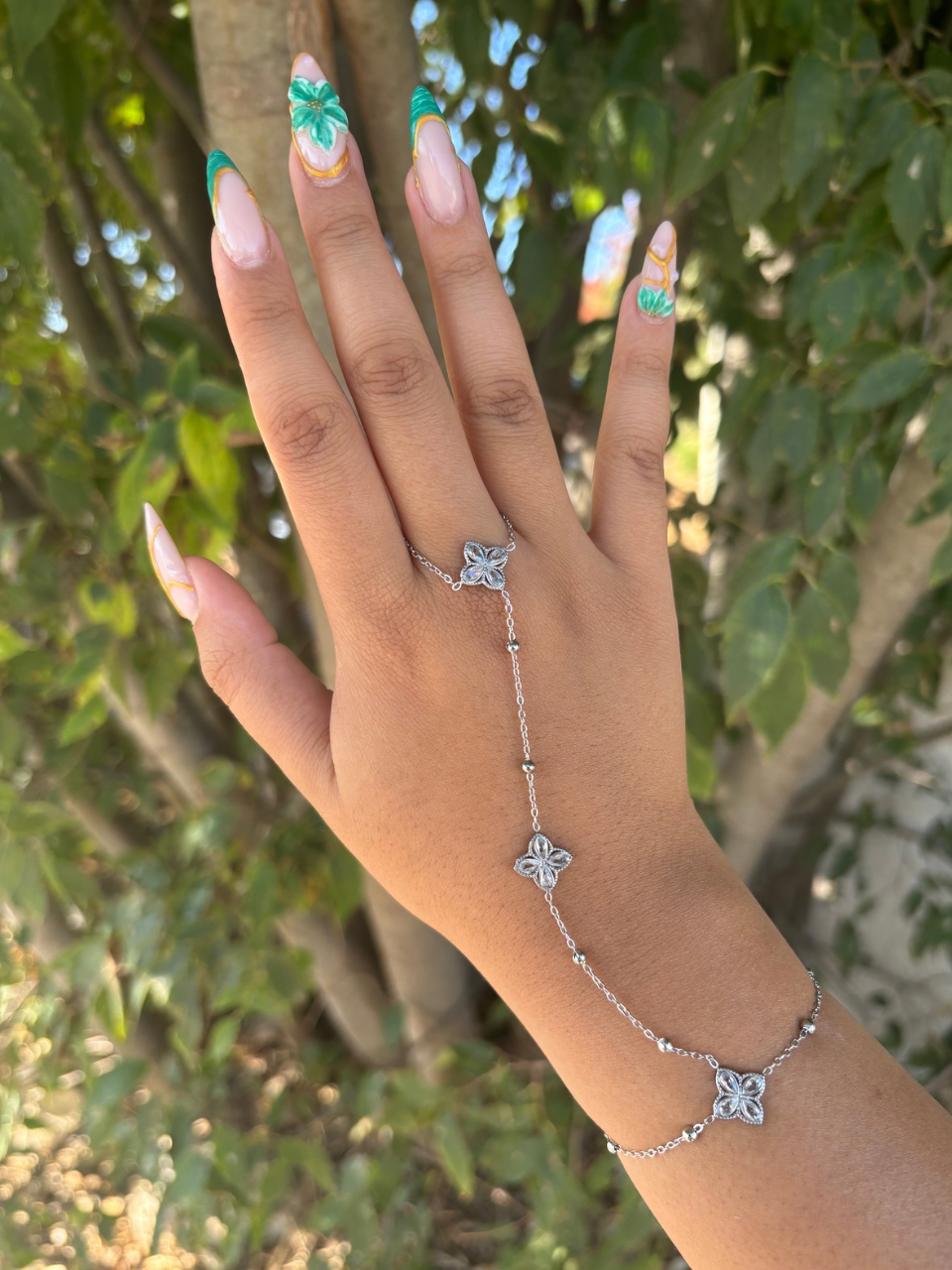 Chaîne de main Alhambra argent